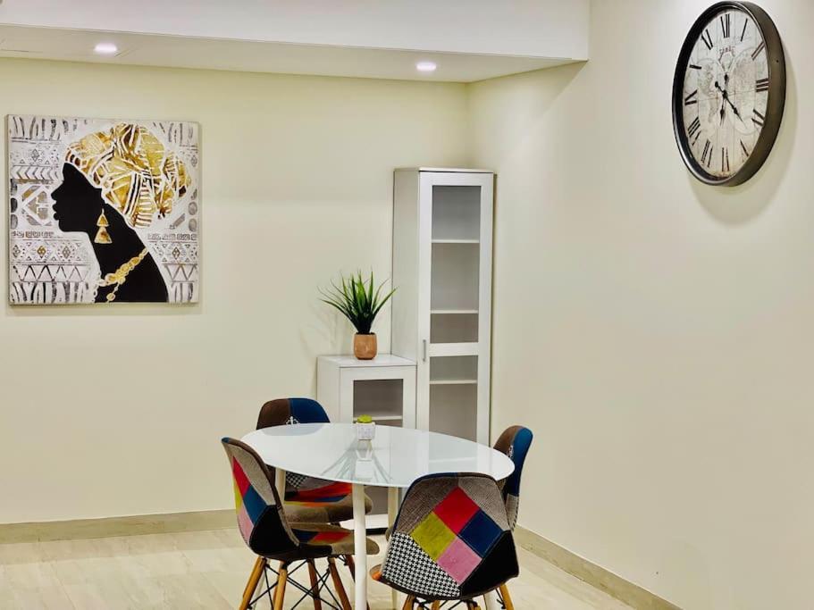 Noor 2 Bedroom Apartment For Beautiful Holiday Mascate Exterior foto